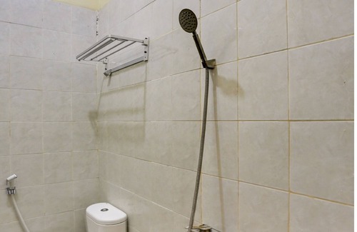 Jakarta Utara Hotel | OYO 3767 Permata House