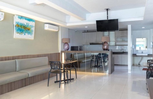 Gambir Hotel | OYO 3811 Best Inn Hotel