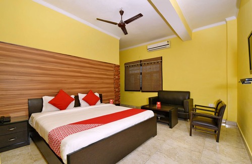Bullawala Hotel | OYO 4464 near Chakrata Road