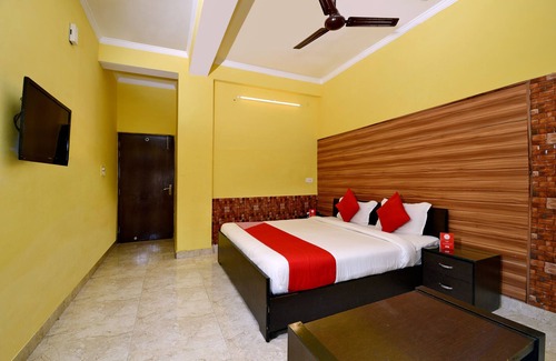 Bullawala Hotel | OYO 4464 near Chakrata Road