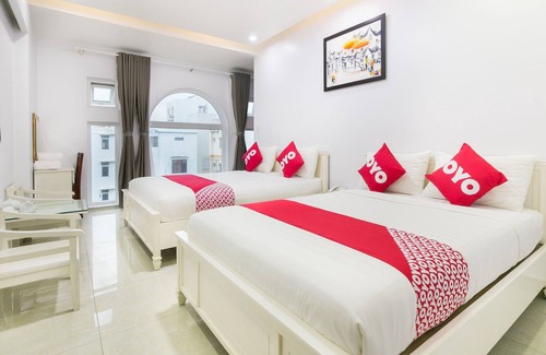 Binh Chanh Hotel | OYO 652 Monaco Hotel