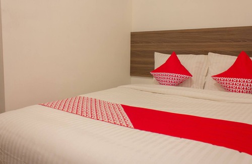 Tanjung Duren Utara Hotel | OYO 657 Elite Residence 71