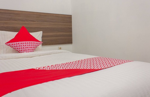 Tanjung Duren Utara Hotel | OYO 657 Elite Residence 71