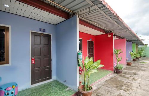 Downtown Krabi Hotel | OYO 682 Fishering Home