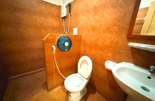 Ban Tai Hotel | OYO 75583 Fut Fit Fo Fai Inn Hotel