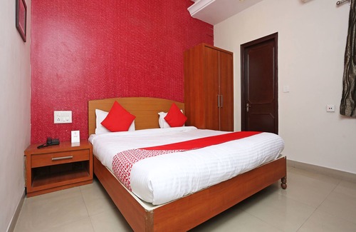 Raipur Hotel | OYO 7859 Hotel Gurukripa