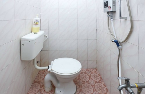 Kubang Kerian Hotel | OYO 89755 D&d Budget Inn