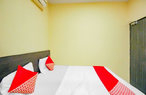 Medan Hotel | OYO 90259 Apollo Inn