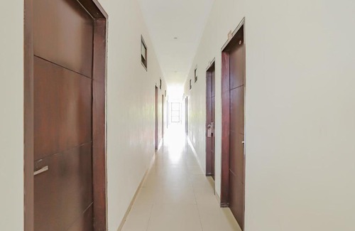 Medan Hotel | OYO 90306 Mmtc2 Guest House