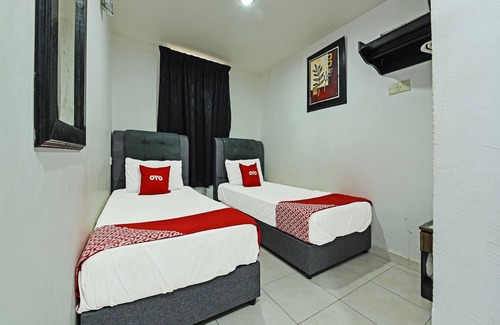 Kuala Terengganu Hotel | OYO 90364 Hotel Gemilang