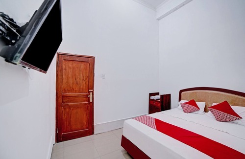 Medan Hotel | OYO 90387 Sepakat Guest House