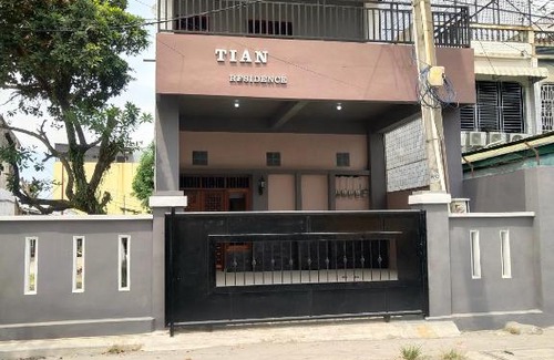 Medan Hotel | OYO 90590 Tian Residence