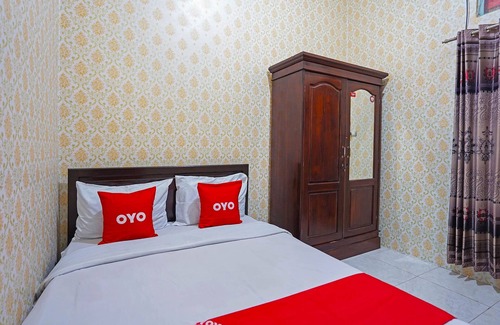 Surabaya Hotel | OYO 90829 Sahara Homestay Syariah