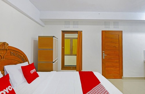 Penatih Hotel | OYO 90967 Soka Asri Guest House