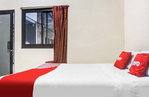 Kuningan Hotel | OYO 91259 59 Residence