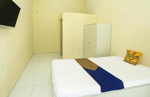Kebon Jeruk Hotel | OYO 91635 Wisma Terace House