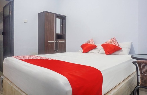Makassar Hotel | OYO 91759 Pondok Hikmah Makassar