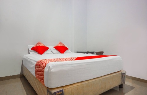Makassar Hotel | OYO 91759 Pondok Hikmah Makassar