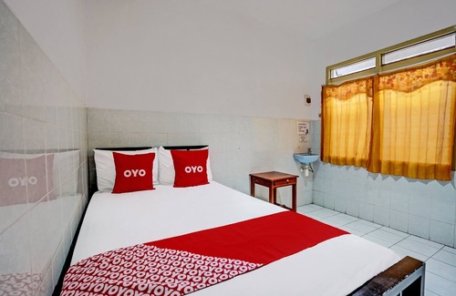Pamekasan Hotel | OYO 92124 Raya Permai Homestay Syariah