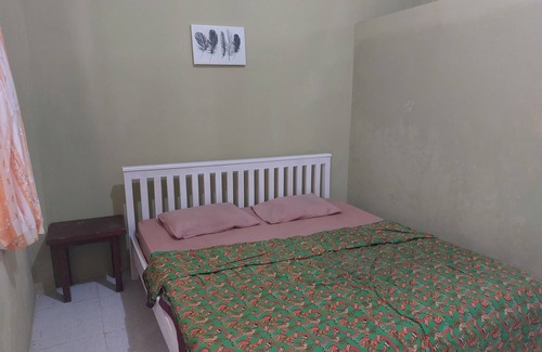 Manado City Centre Hotel | OYO 92644 Onong's Homestay Near Dodikjur Rindam XIII/Merdeka