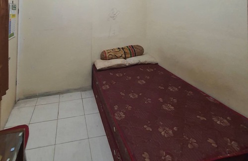 Surabaya Hotel | OYO 93114 Salak Homestay Syariah