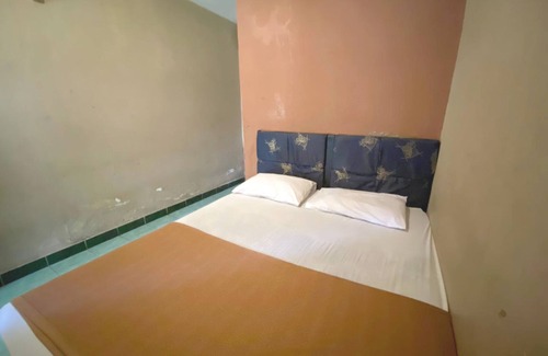 Jerowaru Hotel | OYO 93647 Bale Gajog Near SDN 2 SEKAROH
