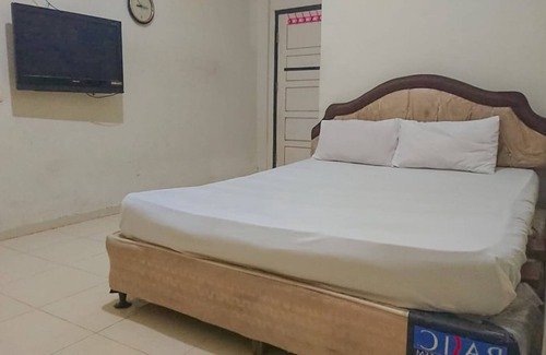 Jambi Hotel | OYO 93714 Guest House Gembul Syariah