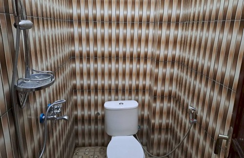 Jambi Hotel | OYO 93714 Guest House Gembul Syariah