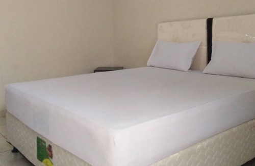 Lombok Hotel | OYO 93758 Lembah Sriti Homestay Near Sirkuit Motor Cross Internasional 459 Lantan
