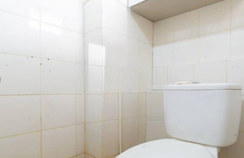 Pekayon Jaya Hotel | OYO 93761 Kemang View By Room 88