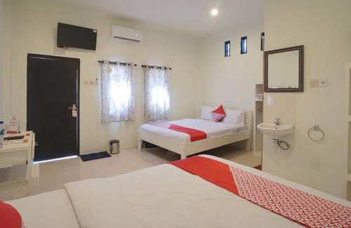 Labuan Bajo Casa | OYO 967 Cajoma Guesthouse