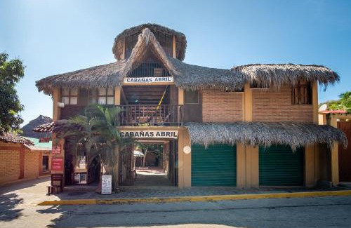 Mazunte Hotel | OYO Cabañas Abril, Mazunte