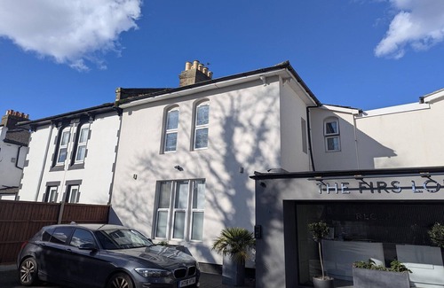 Heston Central Apartamento | OYO Firs Lodge London Heathrow| Standard Double
