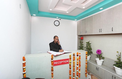 Vasant Kunj Hotel | OYO Flagship 28715 Hotel Acclaim