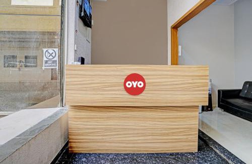 Surat Hotel | OYO Flagship Hotel 9