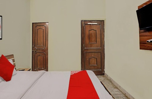 Gomti Nagar Hotel | OYO Flagship Sanskaar Home Stays