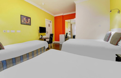 Addison Hotel | OYO Grantly Hotel, London Shepherd's Bush