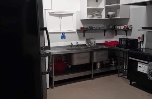 Liverpool Hotel | OYO Green Lodge