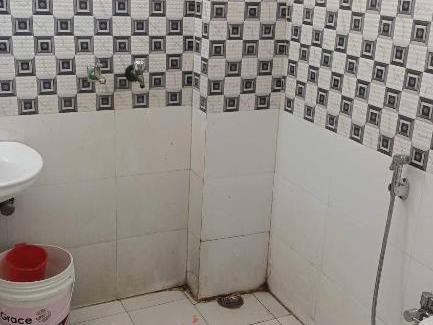 Indirapuram Hotel | OYO 80734 Royal Pink World