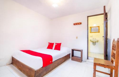 San Cristóbal de las Casas Hotel | OYO Hotel La Luna, Templo de Santo Domingo de Guzmán