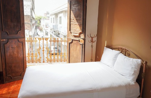 Casco antiguo Hotel | OYO Hotel El Conquistador
