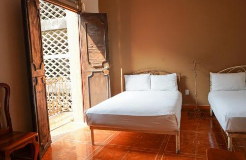 Casco antiguo Hotel | OYO Hotel El Conquistador