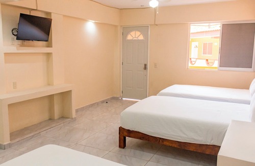 Centro Hotel | OYO Hotel La Playa
