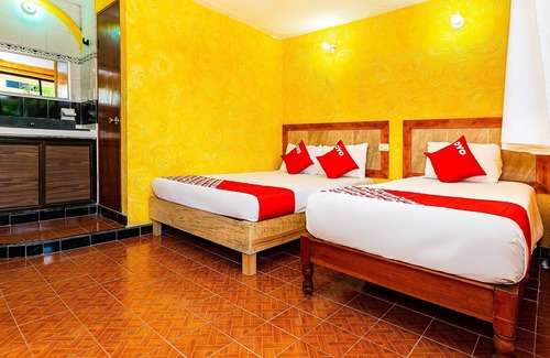 Puerto Juarez Hotel | OYO Hotel Playa del Carmen