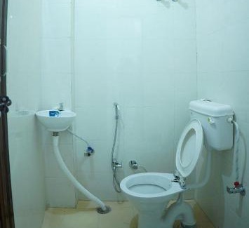 Bareilly Hotel | OYO 80480B Hotel Satrang