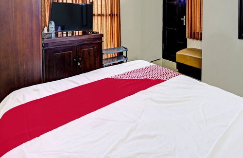 Sidoarjo Hotel | OYO Life 91587 Griya Buah De5 Syariah