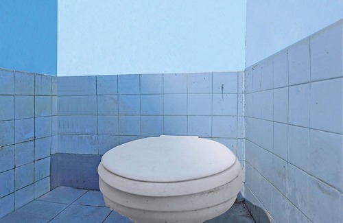 Surabaya Hotel | OYO Life 91859 Kost Budhe Syariah