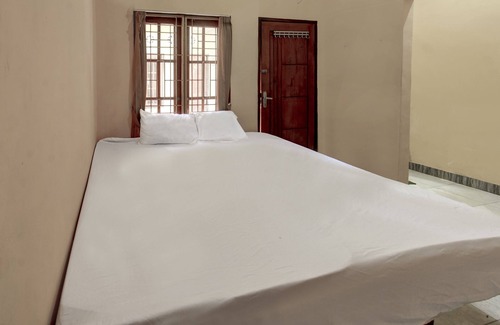 Muncan Casa | OYO Life 92846 Kost Putra Griya Eka