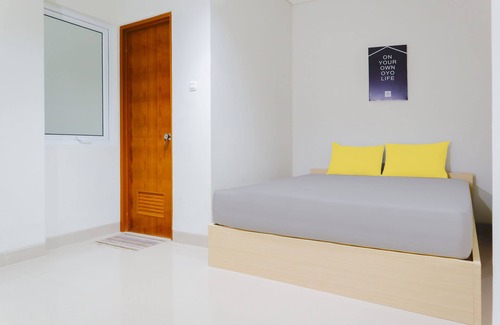 Mataram Hotel | OYO Life 93409 Anugrah House