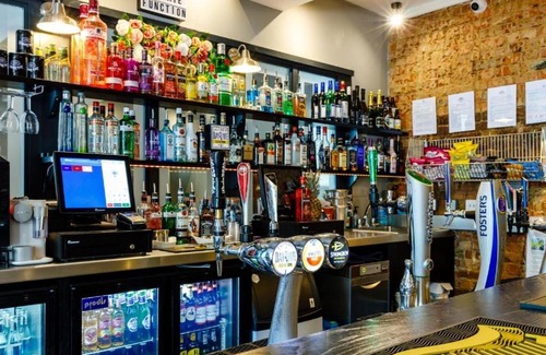Brighton Hotel | OYO Ruby Pub & Hotel